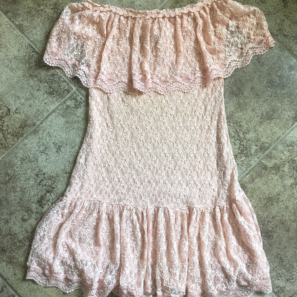 Dusty Pink Lace Strapless Dress